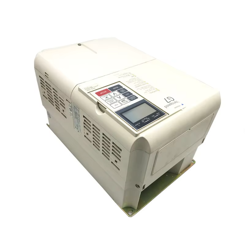 VTSP378 L1000A Ascensor Yaskawa Invertor de frecventa 7.5kw 3 FAZAȚI 400VAC pentru clădire de birouri